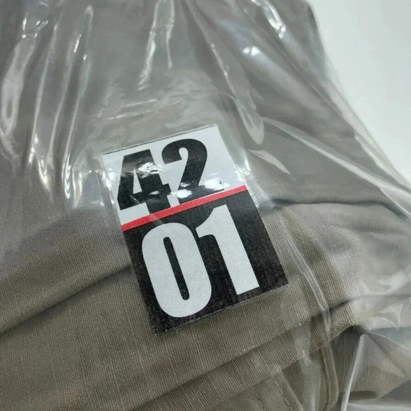 Wrangler Riggs Ripstop Cargo work Pants Mens 44X32 Tan 4201 - Picture 11 of 12